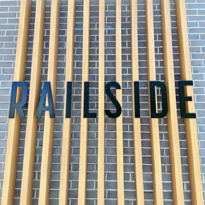 RAILSIDE EXTRA_retouched