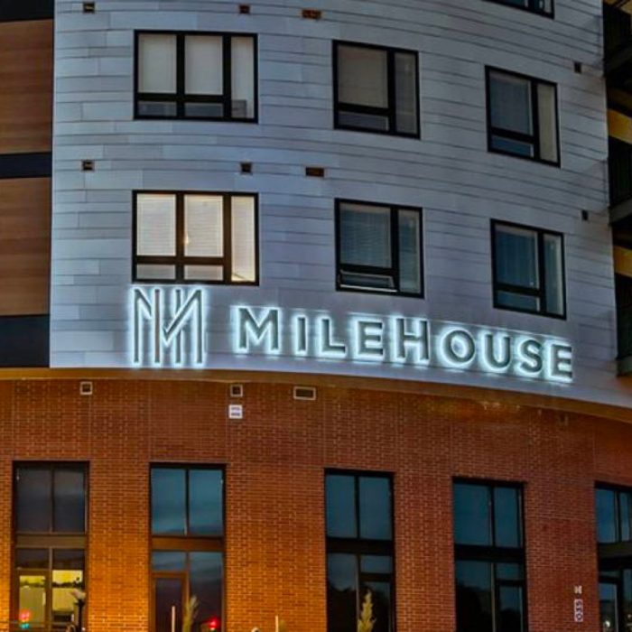 milehouse-front